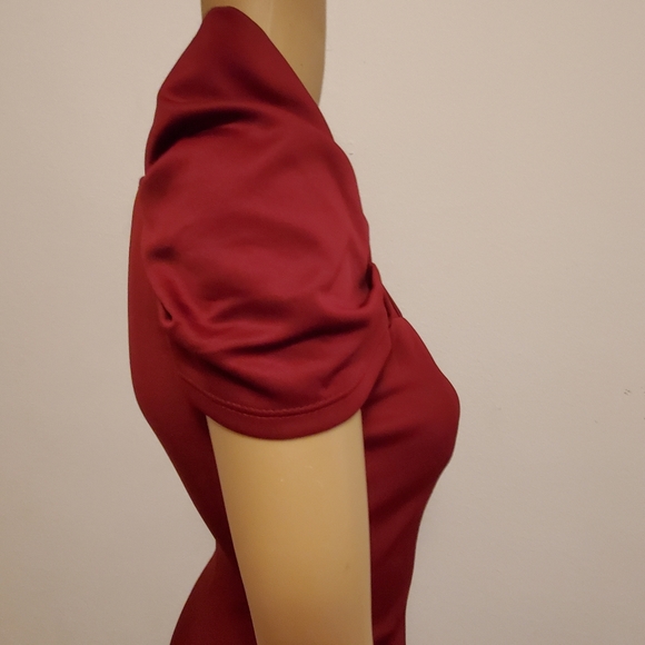 High Shoulder Pentagon Chest Cut Mini Dress - Picture 3 of 4